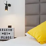 Aaron Ξενοδοχείο με διαμερίσματα Krasków