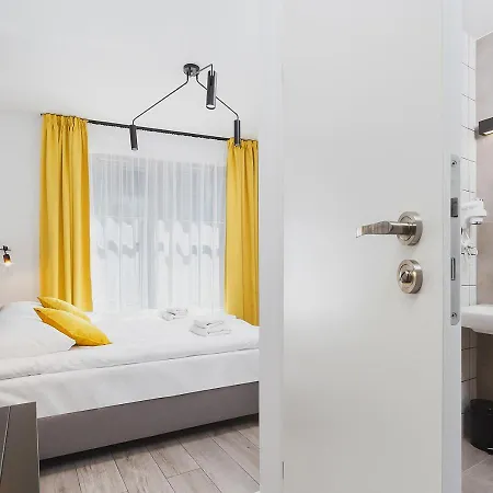 Apartahotel Aaron 3*