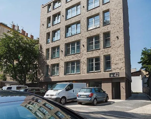 Aaron كراكوفيا