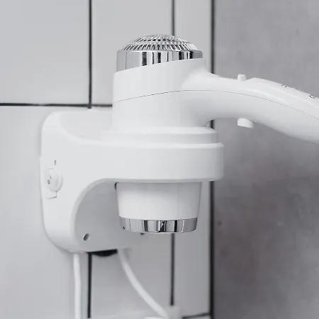 Aaron 公寓式酒店 3*